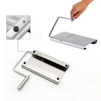 Sekač sireva i salama sa žicom