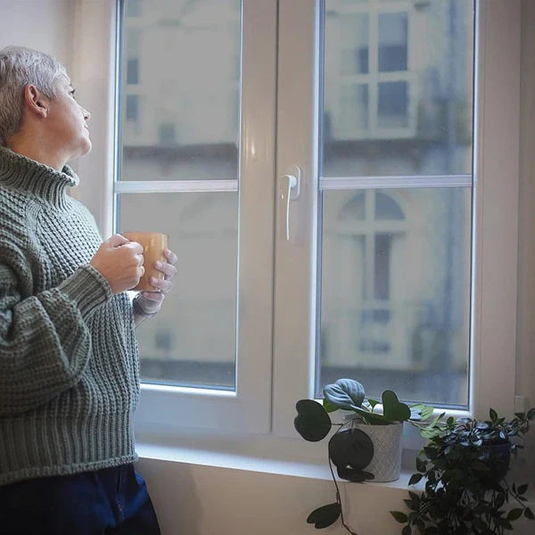 Samolepljive Folije za stakla sa UV zaštitom